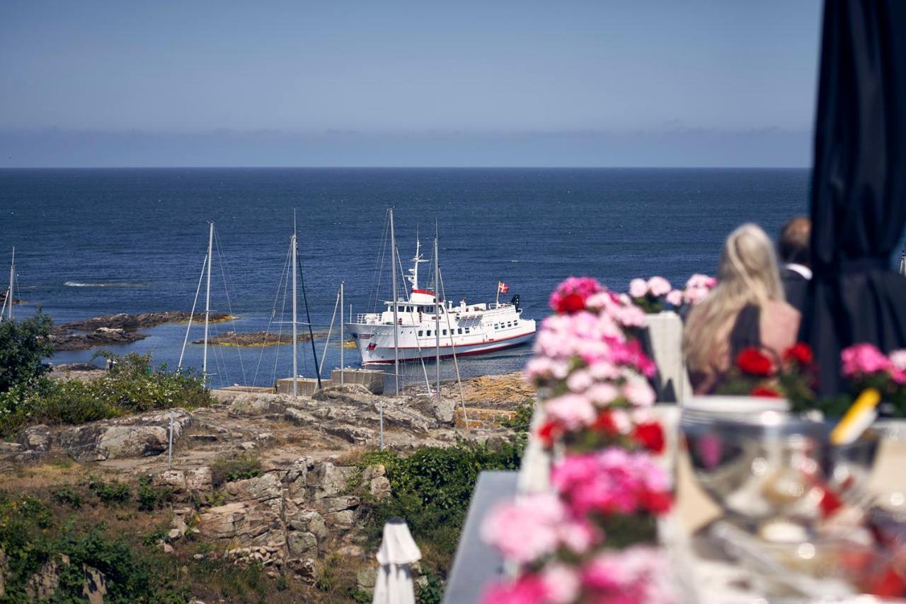 Hotel Klippen Gudhjem Bagian luar foto